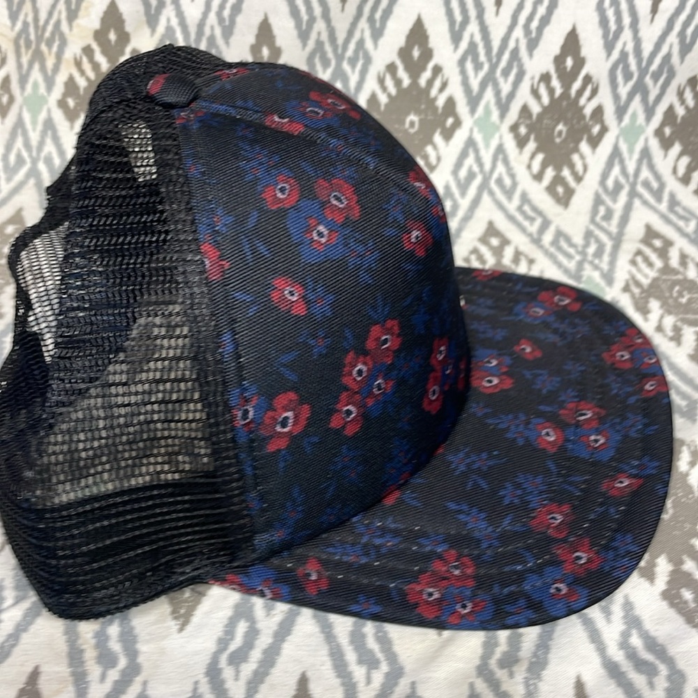 Vans hat - Picture 4 of 5